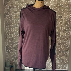 NWOT Unipro Women's Maroon Hoodie sweatshirt